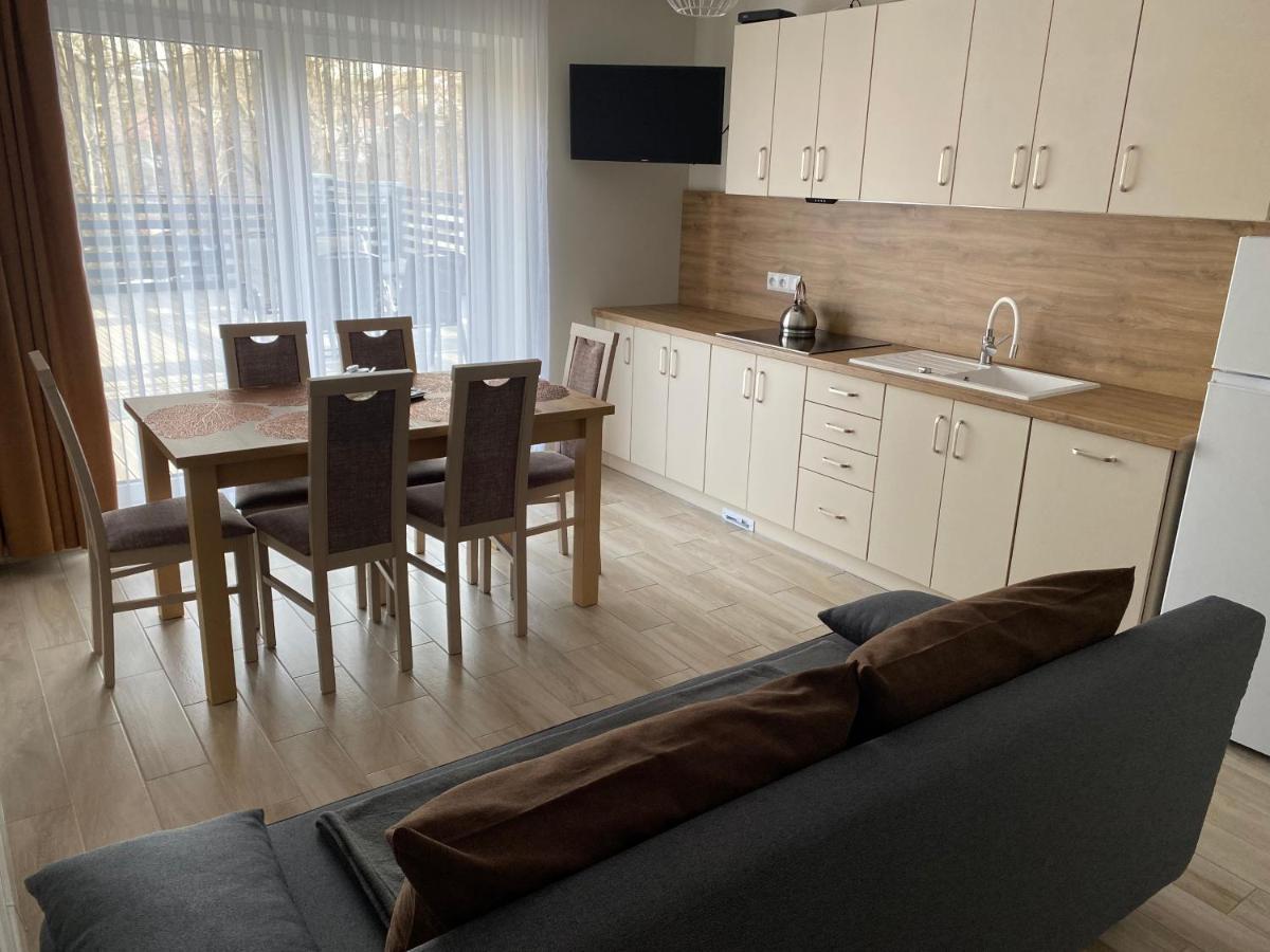 Apartamenty Nad Rzeka Kacwin المظهر الخارجي الصورة